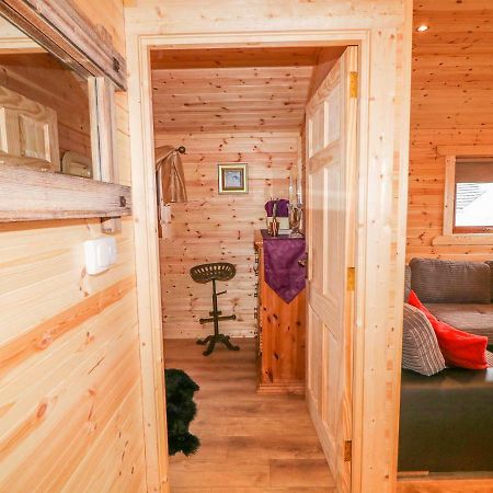 Alken Cabin Bushmills Exterior photo