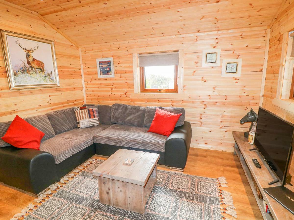 Alken Cabin Bushmills Exterior photo