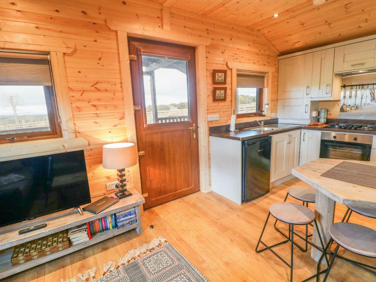 Alken Cabin Bushmills Exterior photo