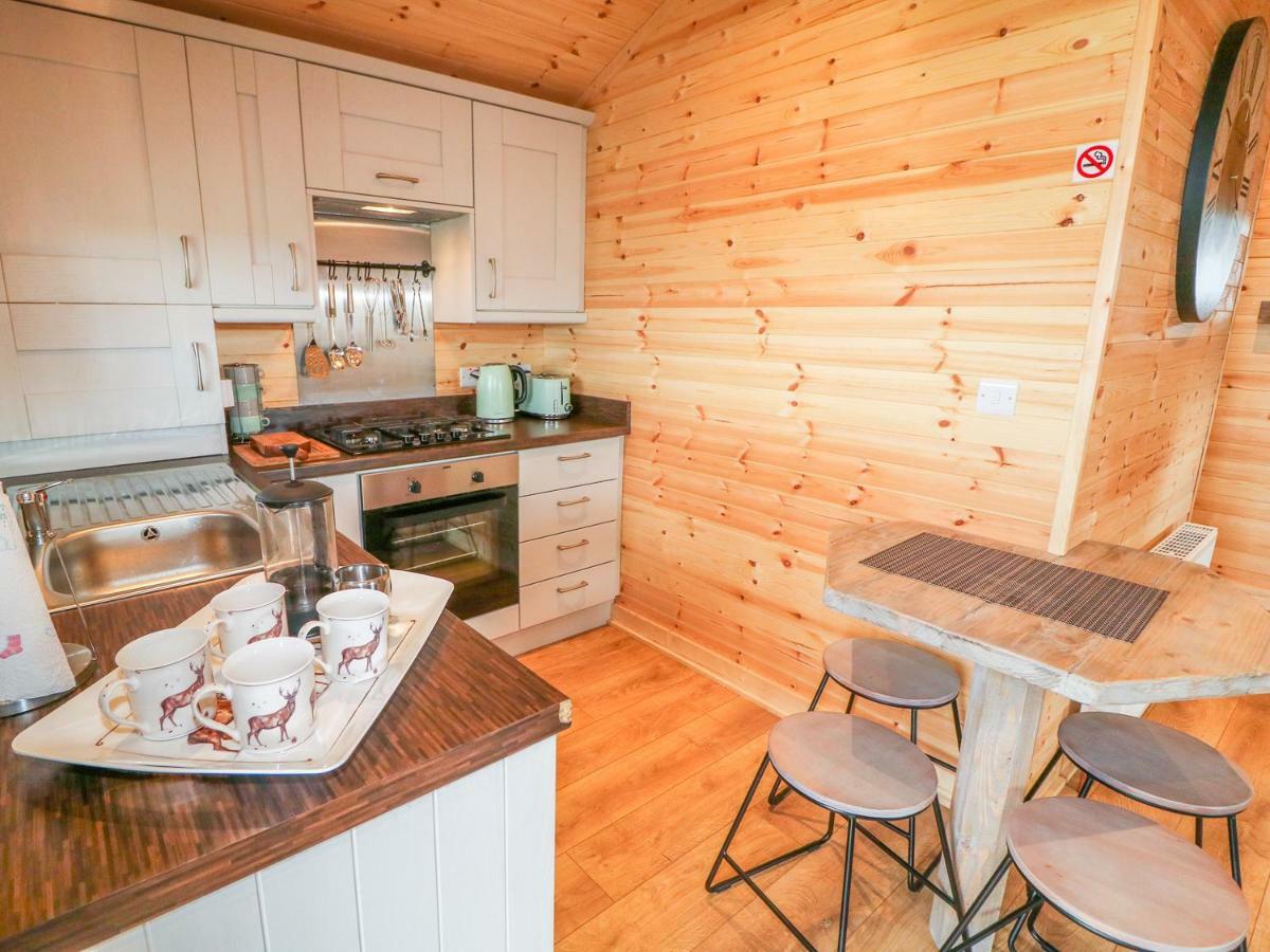 Alken Cabin Bushmills Exterior photo